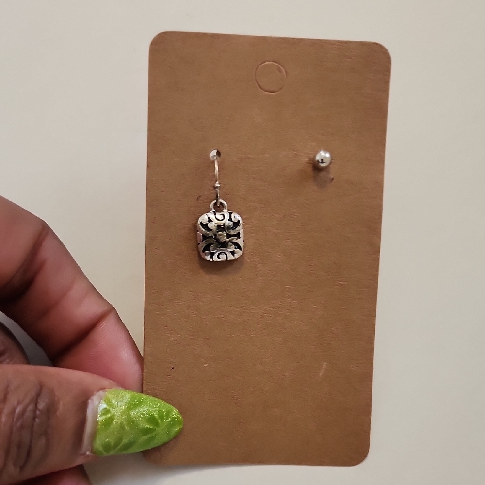Silver-Tone Filigree Drop Earring - Silver